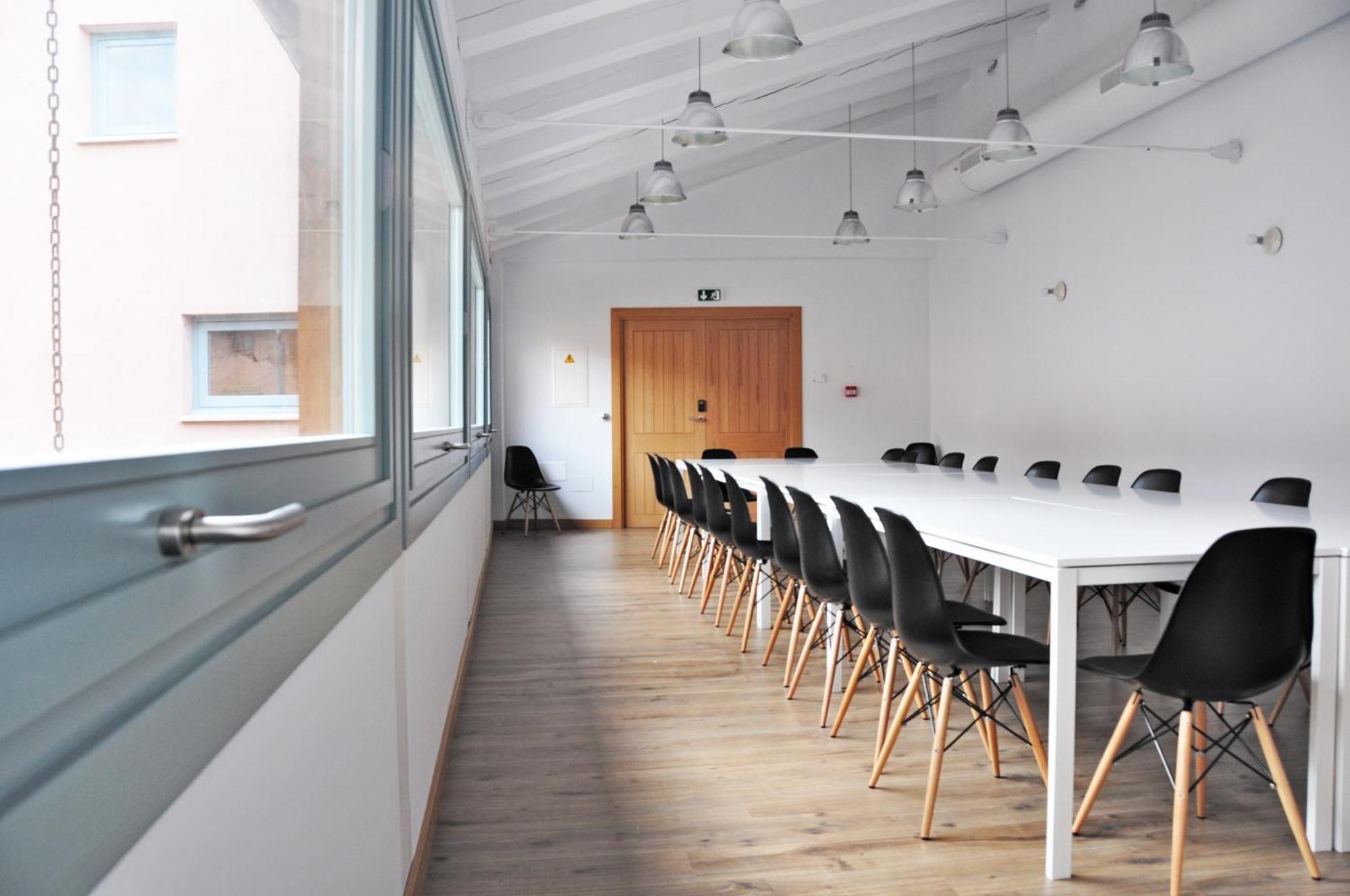 Hotel Ayllón Eksteriør bilde
